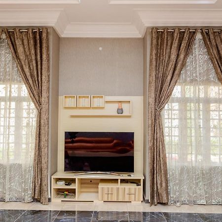 Akingston Residence Ιμπαντάν Εξωτερικό φωτογραφία