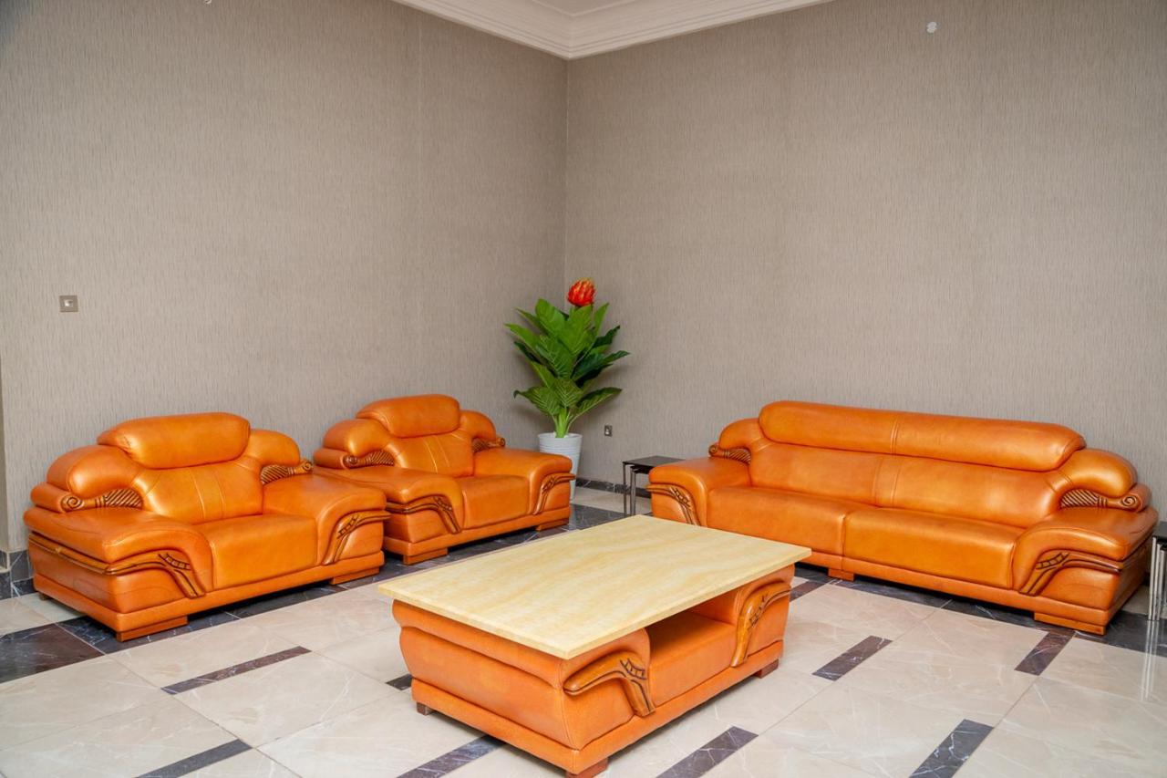 Akingston Residence Ιμπαντάν Εξωτερικό φωτογραφία