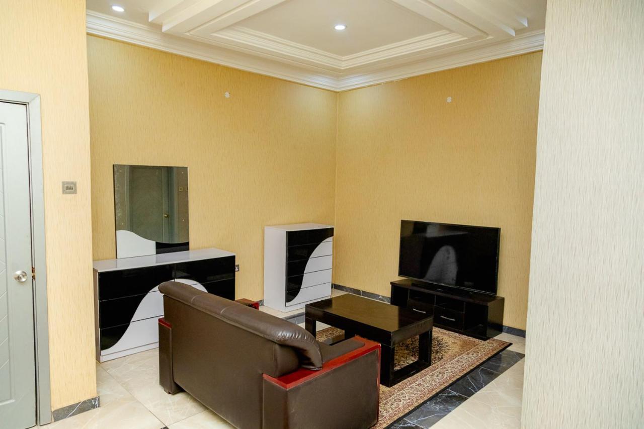 Akingston Residence Ιμπαντάν Εξωτερικό φωτογραφία