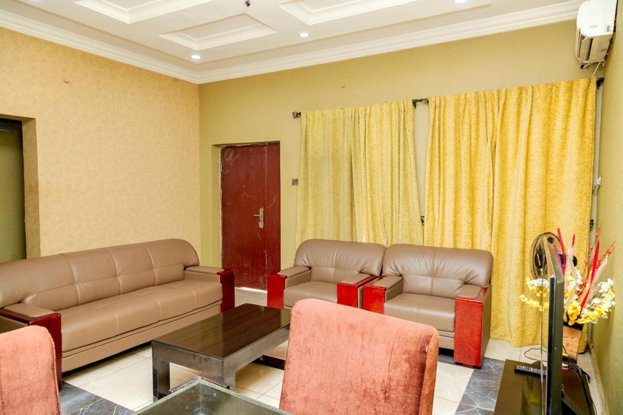 Akingston Residence Ιμπαντάν Εξωτερικό φωτογραφία