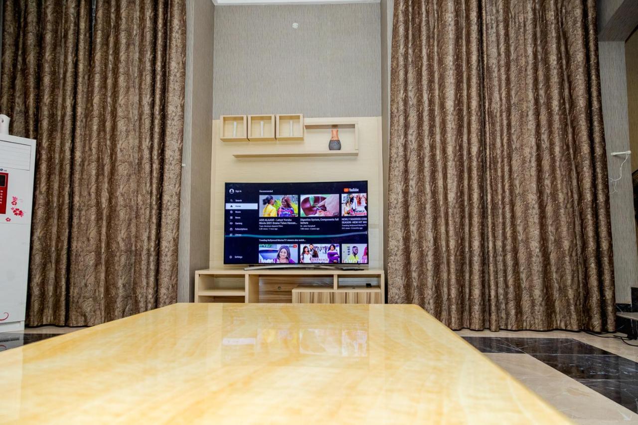 Akingston Residence Ιμπαντάν Εξωτερικό φωτογραφία